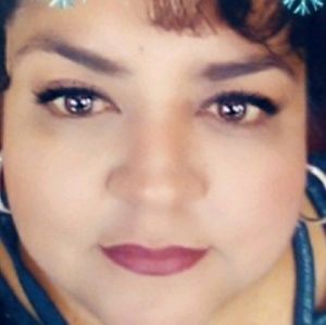 Meet your Posher, Gloria